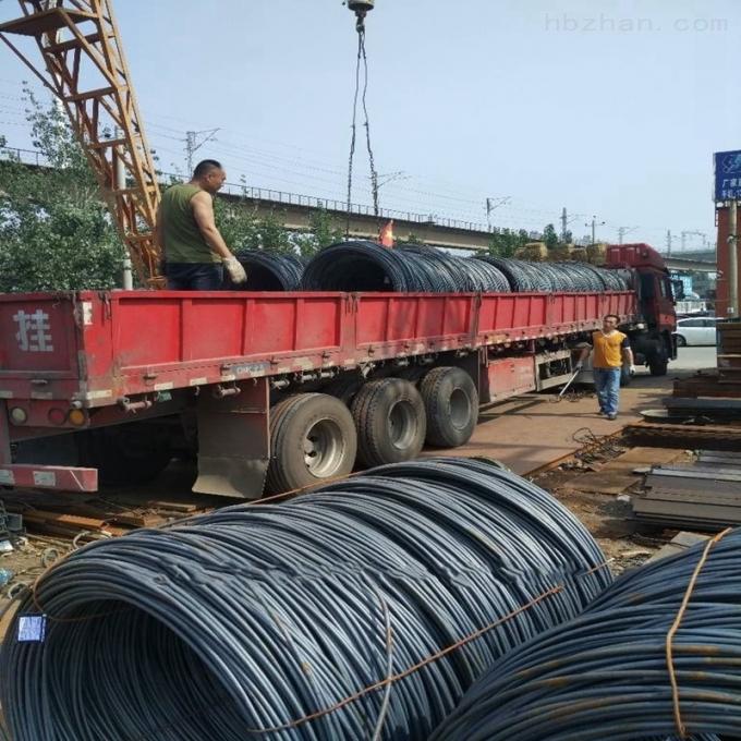 Καυτός - κυλημένα παραμορφωμένα Rebars χάλυβα φραγμών HRB400 χάλυβα παραμόρφωσαν το φραγμό χάλυβα ανά ράβδο καλωδίων ενίσχυσης τιμών τόνου